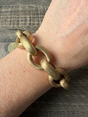 Rivka Friedman metallic brushed gold chain link toggle hook bracelet